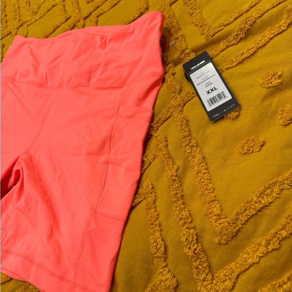 YOGALICIOUS SHORTS